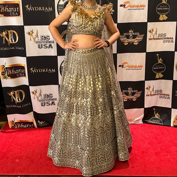 Lehenga choli/ skirt crop top - Picture 1 of 3